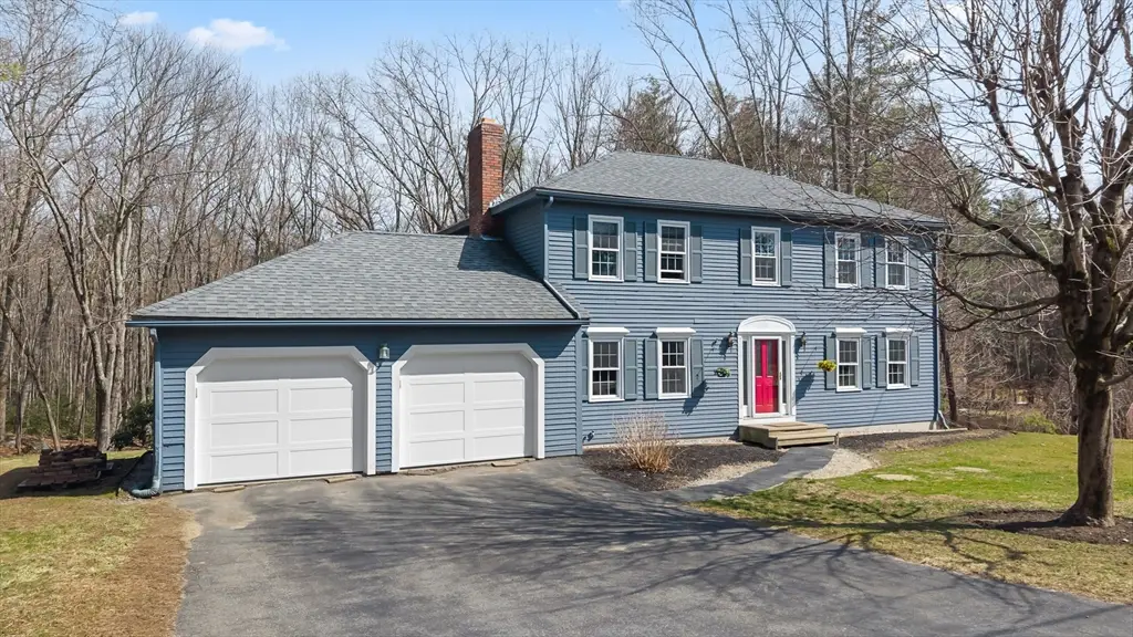 39 Hillside Dr, Sturbridge, MA 01566 - #1