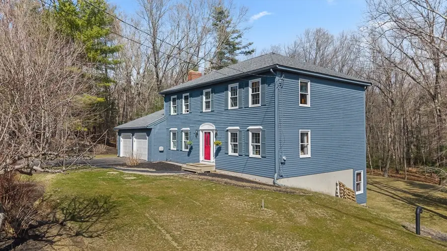 39 Hillside Dr, Sturbridge, MA 01566 - #2
