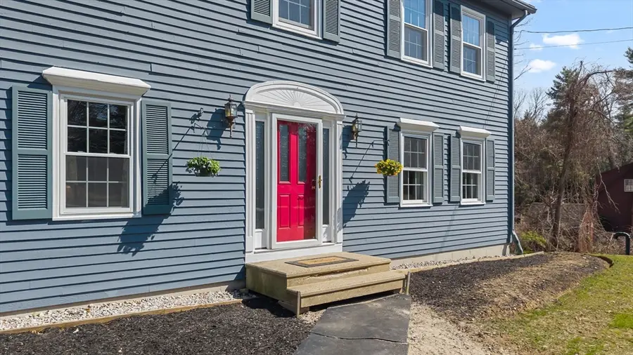 39 Hillside Dr, Sturbridge, MA 01566 - #3