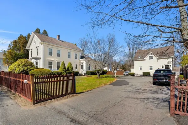 130 Pine St, Danvers, MA 01923