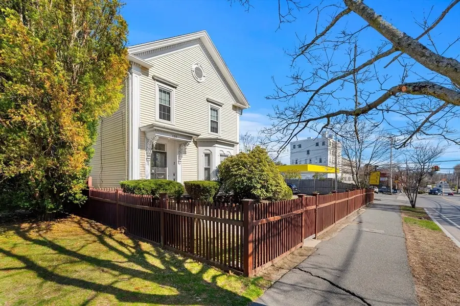 130 Pine St, Danvers, MA 01923 - #3