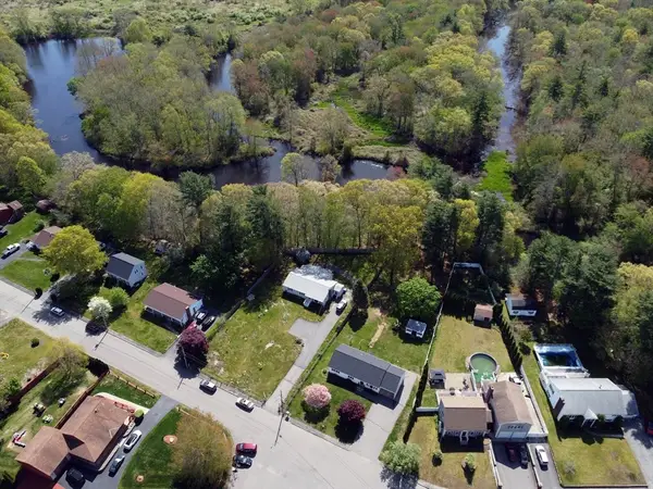 240 Paul Revere Terrrace #Waterfront, Taunton, MA 02780
