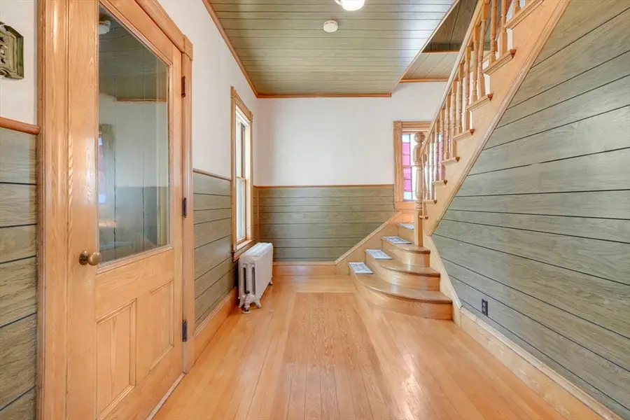 85 Garfield Ave, Easthampton, MA 01027 - #2