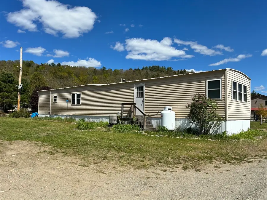 559 Tea St #1, Charlemont, MA 01339 - #2