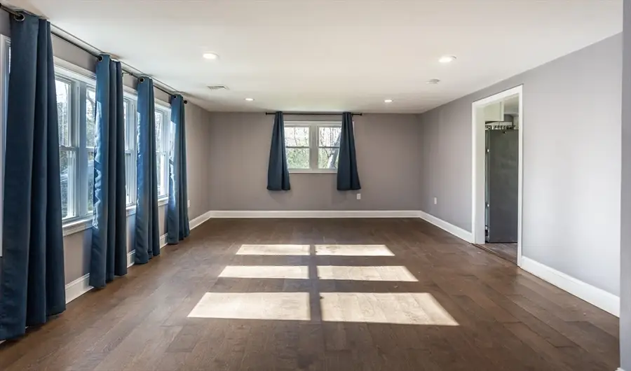 68 Giseles Way, New Bedford, MA 02745 - #3