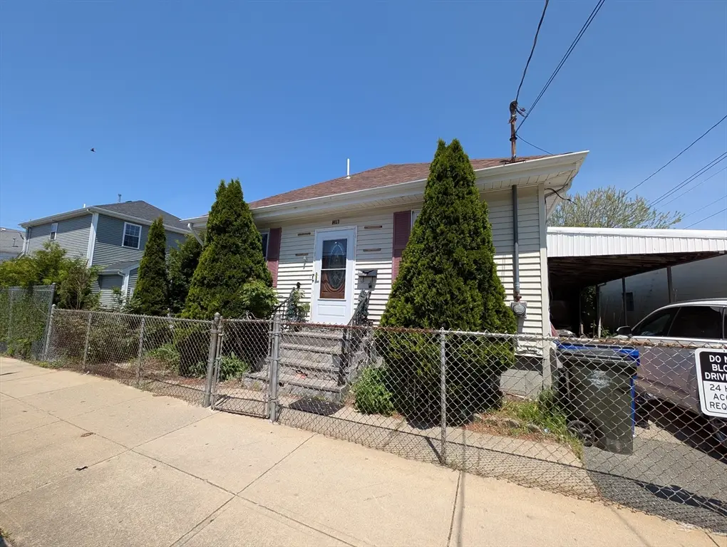 178 County St, Fall River, MA 02723 - #1