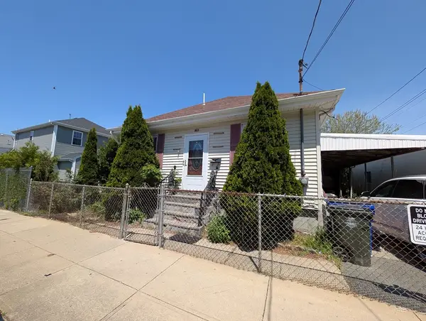 178 County St, Fall River, MA 02723