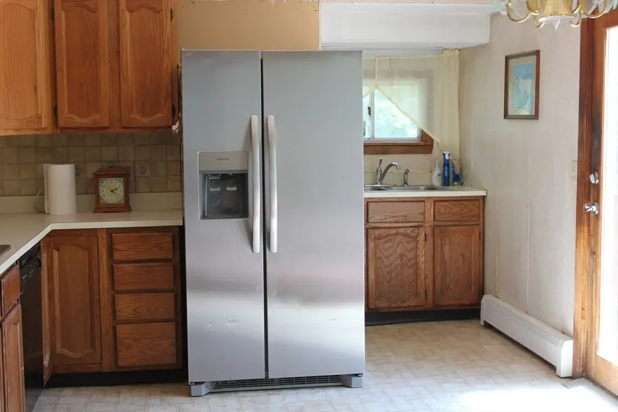 39 Division St, Attleboro, MA 02703 - #2