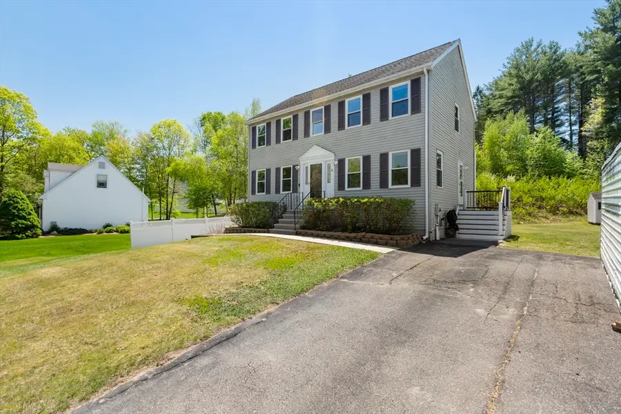 4 Brookside Drive, Douglas, MA 01516 - #3