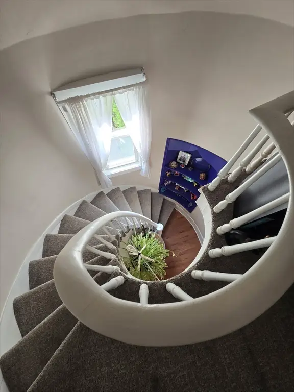 20 Spring St, Ware, MA 01082