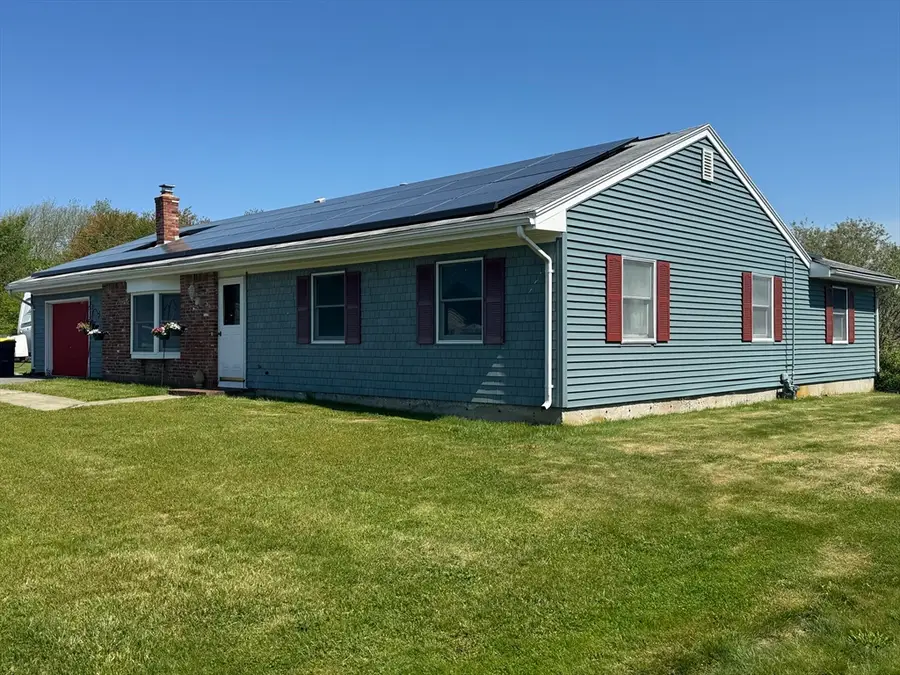 52 Sheraton Ave, Somerset, MA 02725 - #2