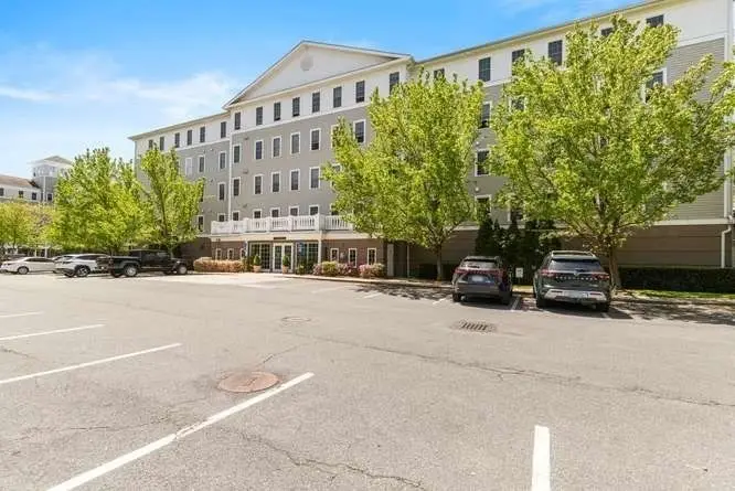10 Crowninshield St #106, Peabody, MA 01960 - #2