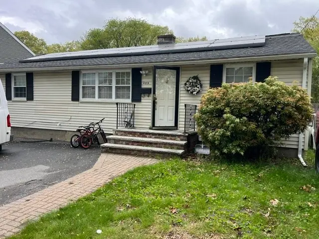 289 Burnham Road, Lowell, MA 01852 - #1