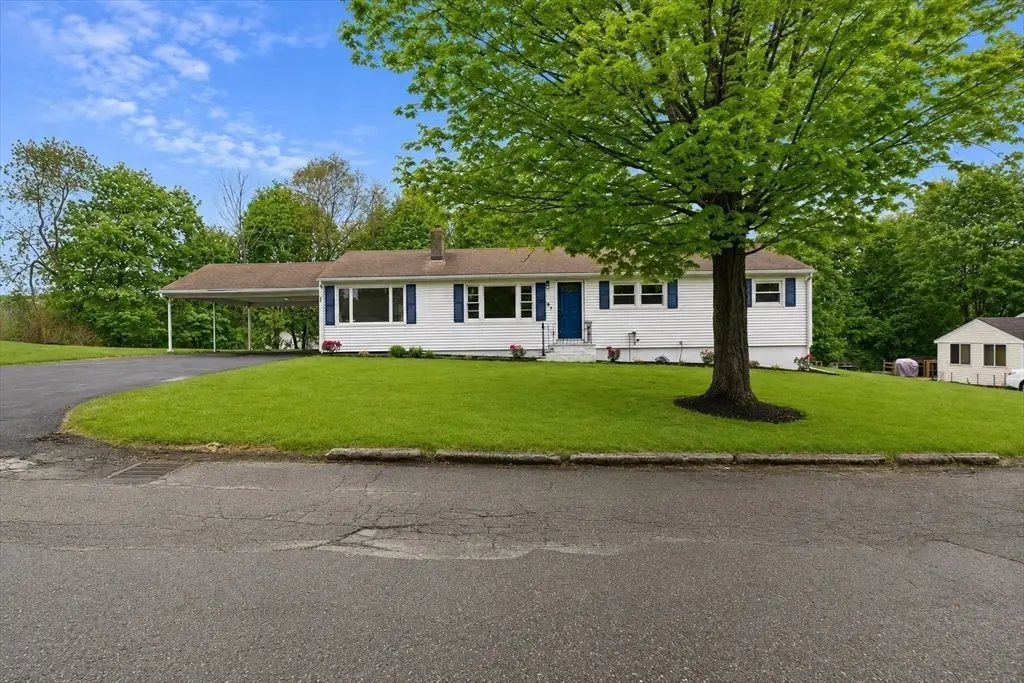 27 Mary Lou St, Methuen, MA 01844 - #1