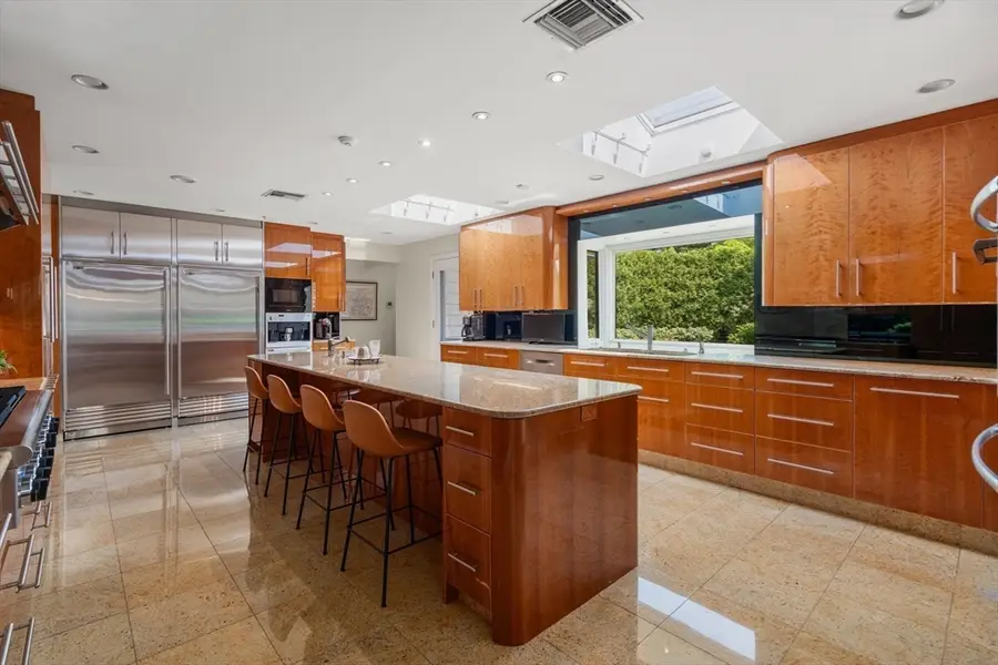 9 Singletree Rd, Brookline, MA 02467 - #3