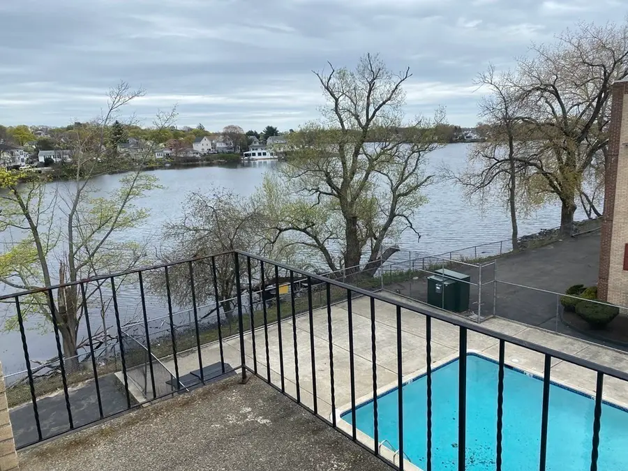 406 Broadway #307, Lynn, MA 01904 - #2