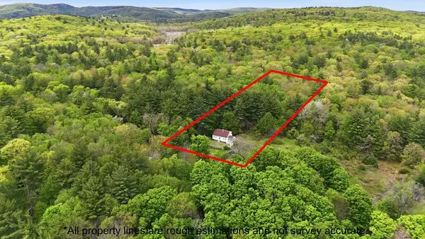 130 Crooked Ledge, Southampton, MA 01073