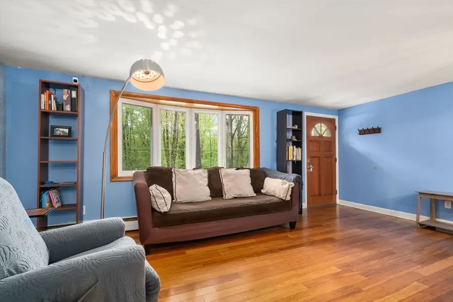 369 Central Tpke, Sutton, MA 01590 - #2