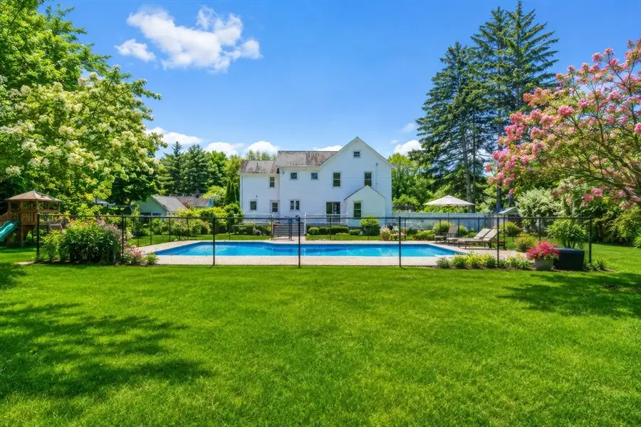 20 Pine Street, Natick, MA 01760 - #2