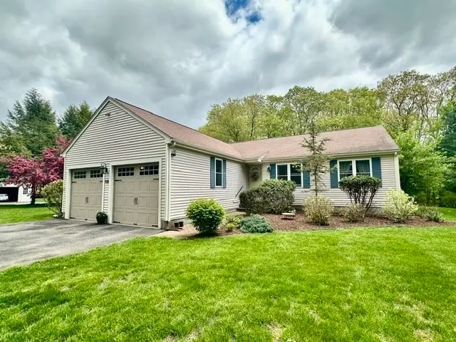112 Smith St, Attleboro, MA 02703 - #1