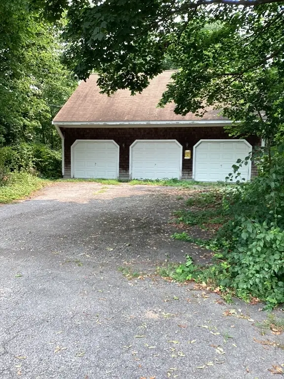 11 Montauk -0 Prospect, Brockton, MA 02301 - #3