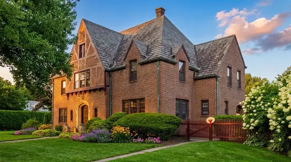 6 Stanford St., Holyoke, MA 01040