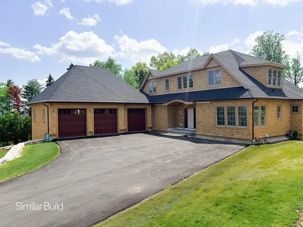 38 Buttonwood Lane #30, Ipswich, MA 01938