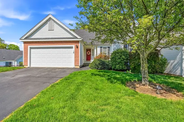 56 Nature View Drve #56, Uxbridge, MA 01569