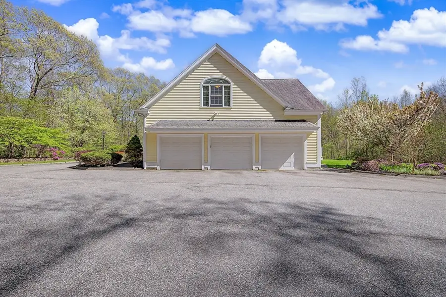 270 Mendon Rd, Sutton, MA 01590 - #3