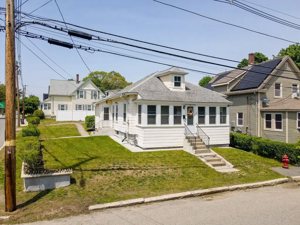 89 Edgewood Ave, Methuen, MA 01844 - #1