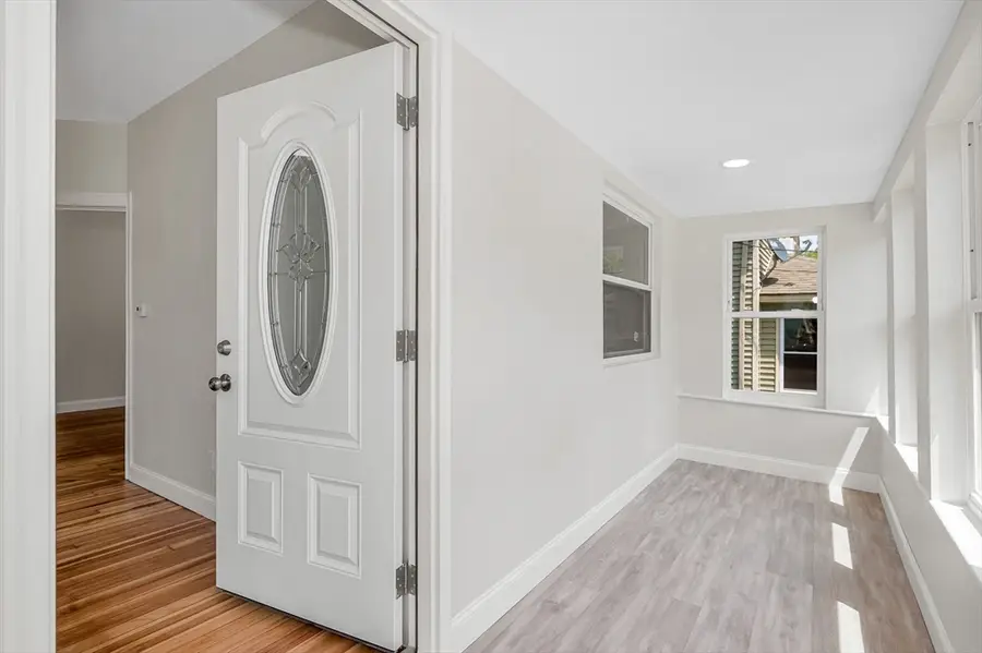 89 Edgewood Ave, Methuen, MA 01844 - #3
