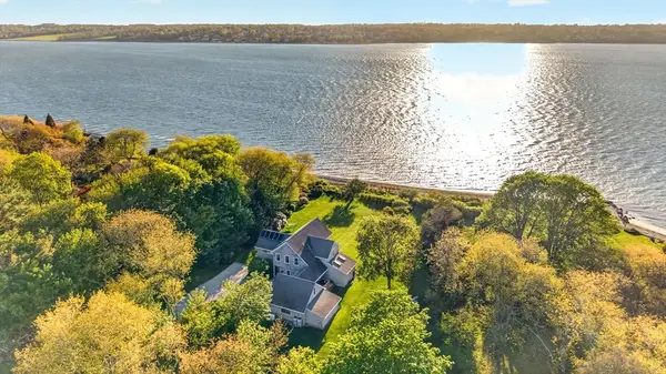 59 High Hill Rd, Tiverton, RI 02878