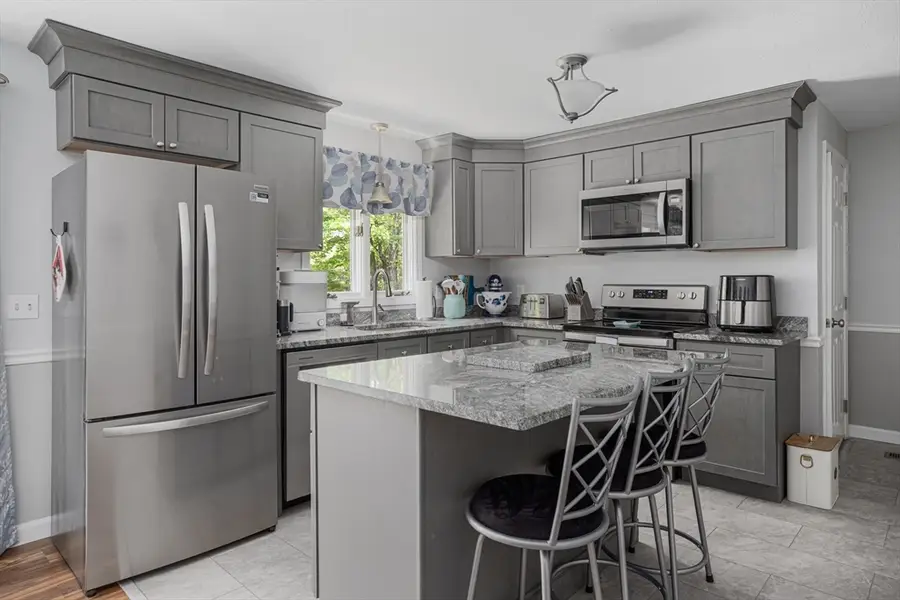 23 Potter Ave #3, Plainville, MA 02762 - #3