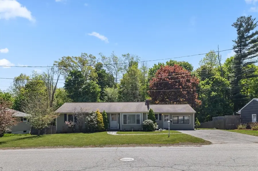 25 Kings Mountain Dr, West Boylston, MA 01583 - #3