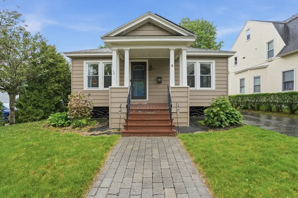 8 Carver Street, Worcester, MA 01604 - #1