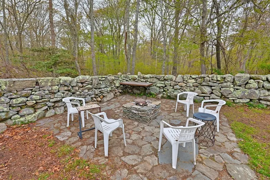 129 Cross Rd, Westport, MA 02790 - #3