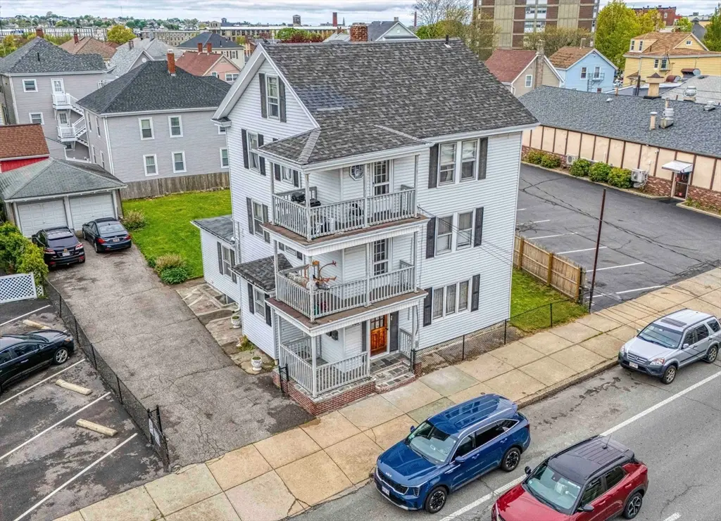 781 Eastern Ave, Fall River, MA 02723 - #1