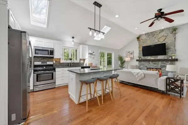 330 Spring Street #1, Rockland, MA 02370