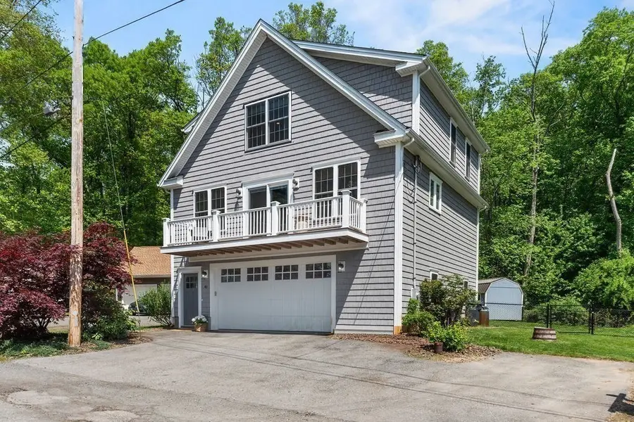 40 Kinsley Ln, Mendon, MA 01756 - #3