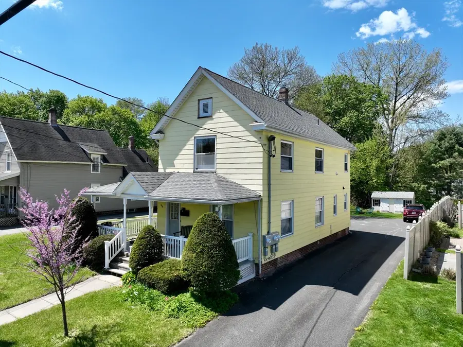 264 Davis St, Greenfield, MA 01301 - #2