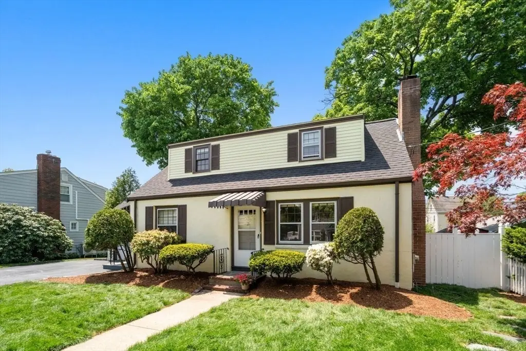 21 Rose Dr, Newton, MA 02465 - #1