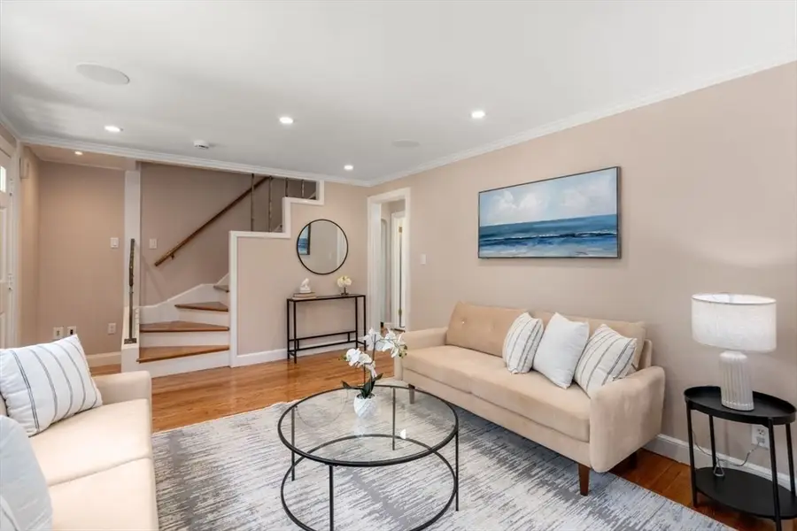 21 Rose Dr, Newton, MA 02465 - #3