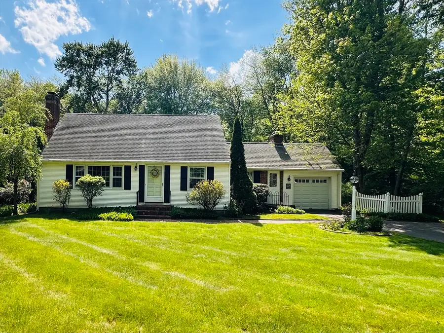 1193 Amostown Rd, West Springfield, MA 01089 - #2