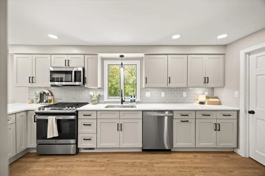 376 Hancock, Wrentham, MA 02093 - #3