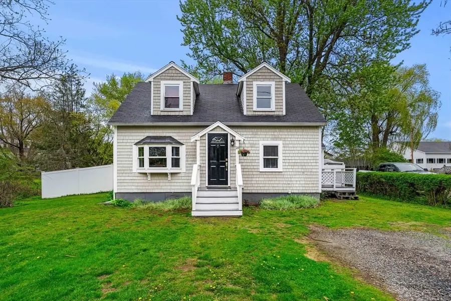 18 Forest Ave, Essex, MA 01929 - #3