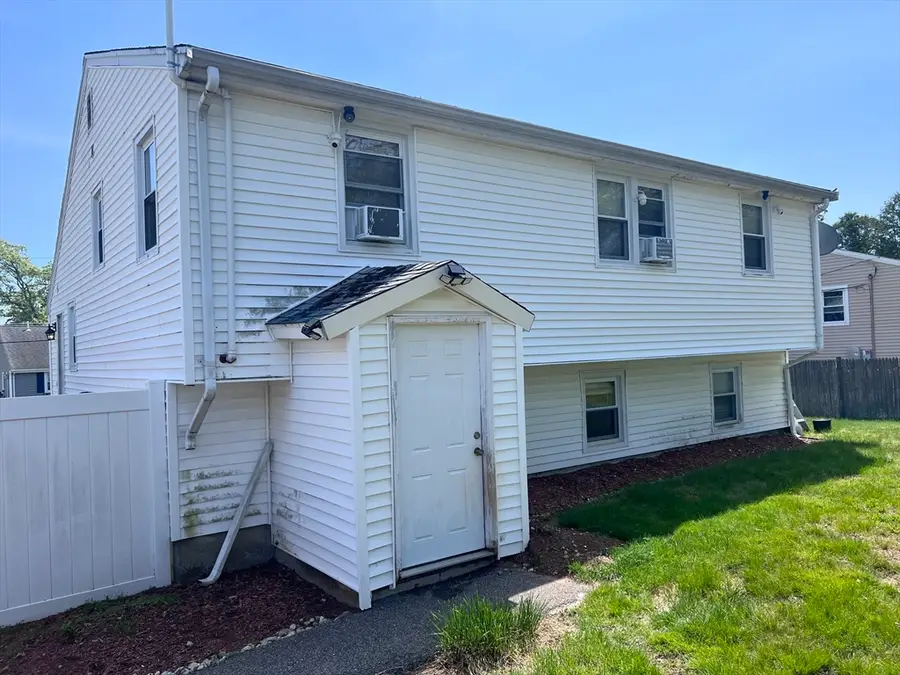 30 Stearns Ave, Brockton, MA 02302 - #2