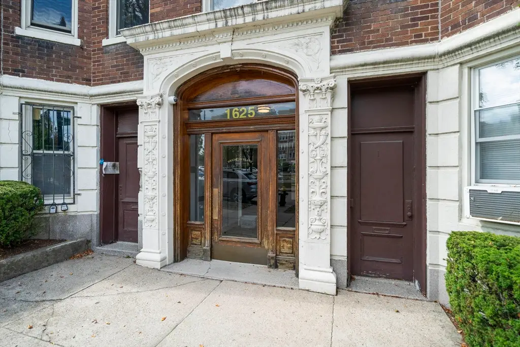 1625 Commonwealth Ave #18, Boston, MA 02135 - #1