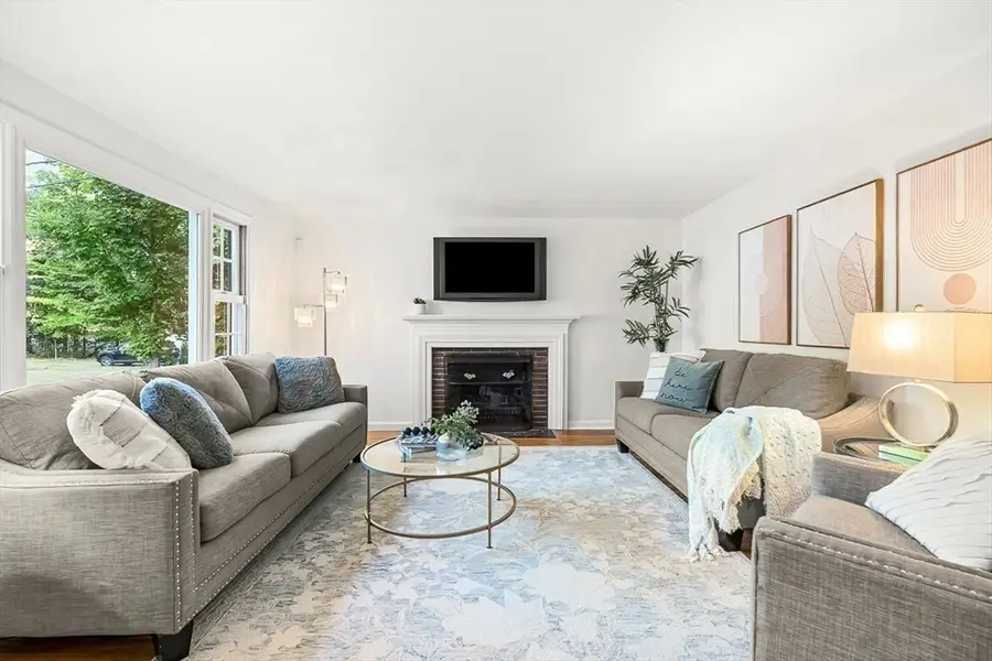 7 Haven Ln, Wayland, MA 01778 - #3