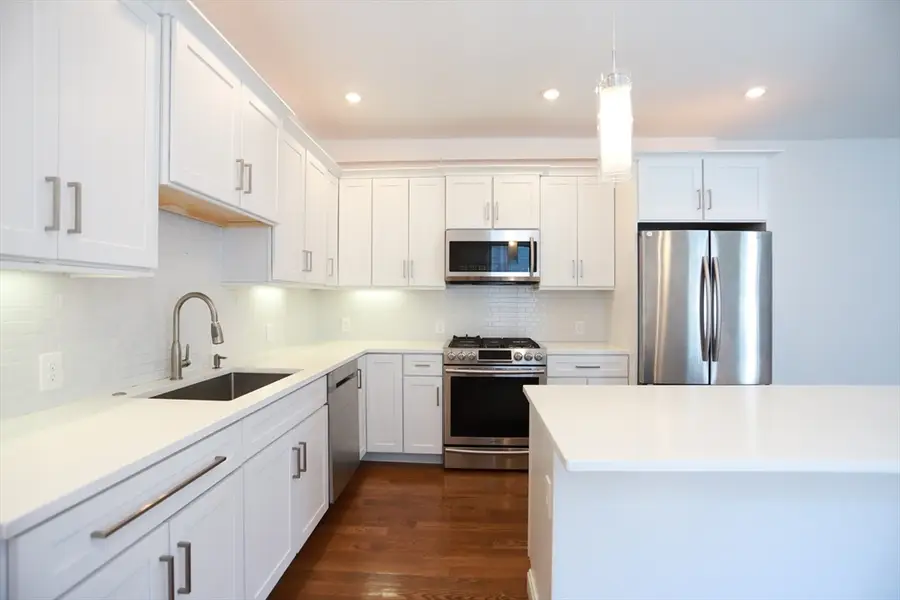 76 Flint St #1, Somerville, MA 02145 - #3