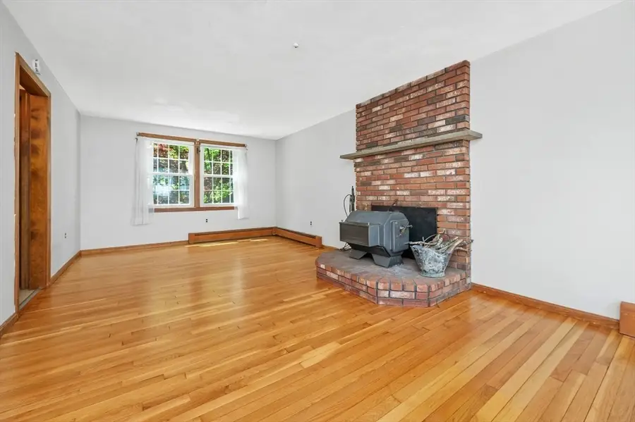 64 Hillcrest Road, Waltham, MA 02451 - #3